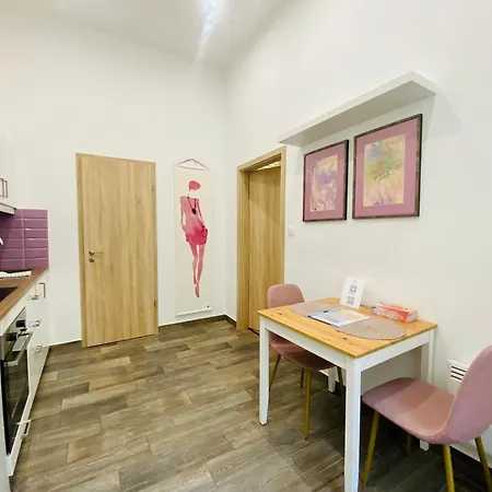 In With Ac - Brick House * Budapest